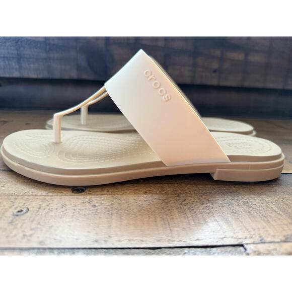 Crocs Sandals Women's Size 7 White Beige Thong Flip Flop Slide Comfort Foam - Picture 4 of 8